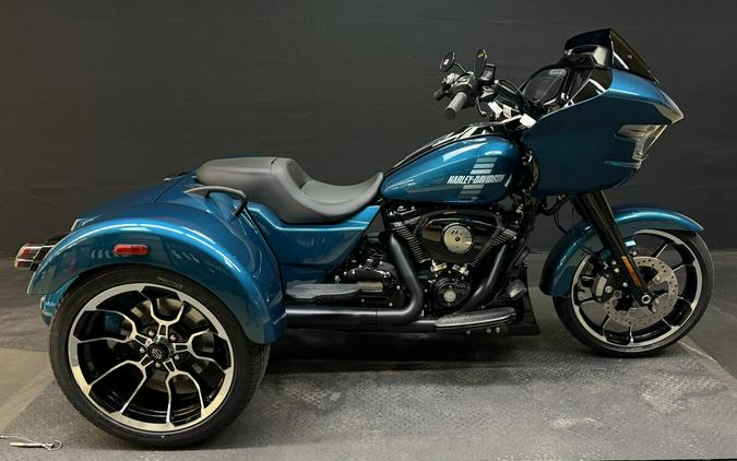 Harley-Davidson® Road Glide 3 2026 FLTRT TEAL THUNDER