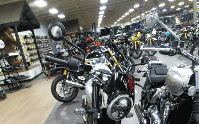 2027 Triumph Tracker 400