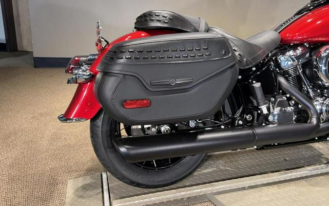 2026 Harley-Davidson® FLHC - Heritage Classic