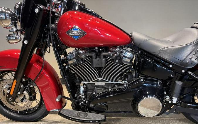 2026 Harley-Davidson® FLHC - Heritage Classic