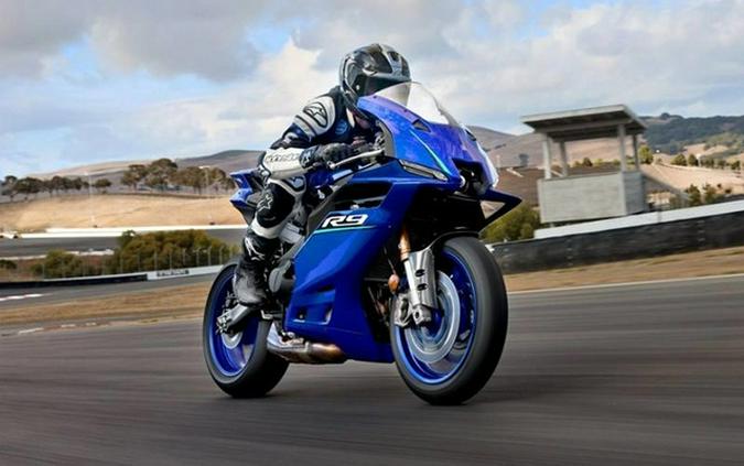 2027 Yamaha YZF R9