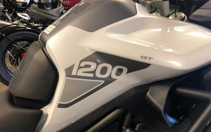 2023 Triumph Tiger 1200 GT Snowdonia White