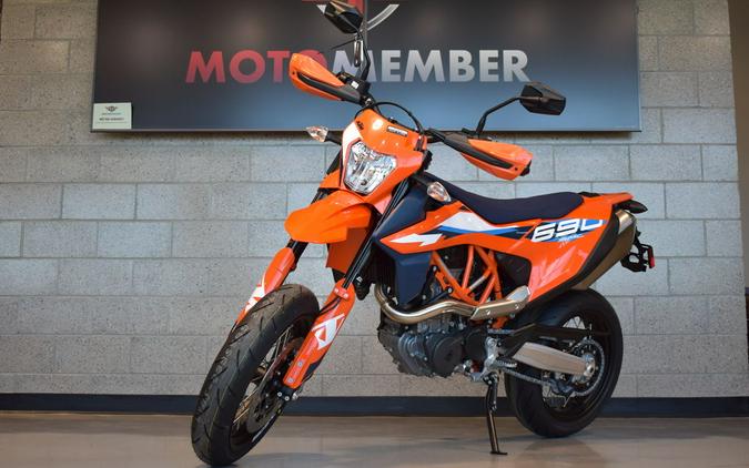 2024 KTM 690 SMC R