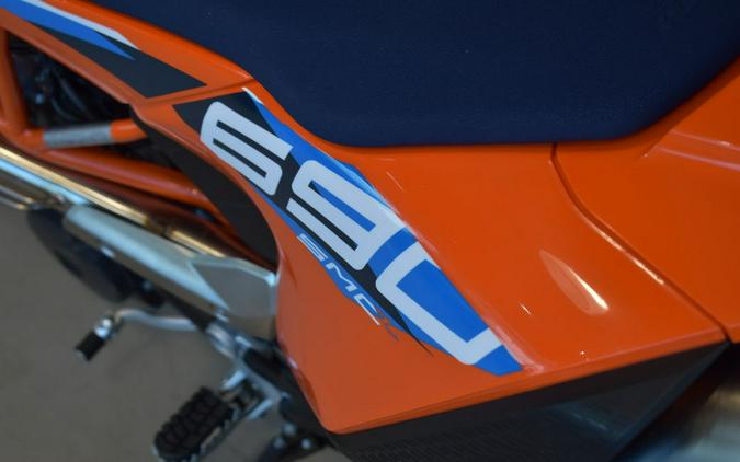 2024 KTM 690 SMC R