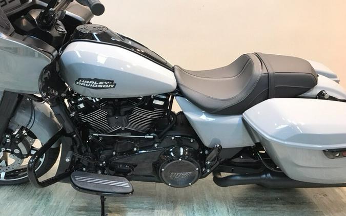 2024 Harley-Davidson Road Glide® Billiard Gray - Black Finish FLTRX