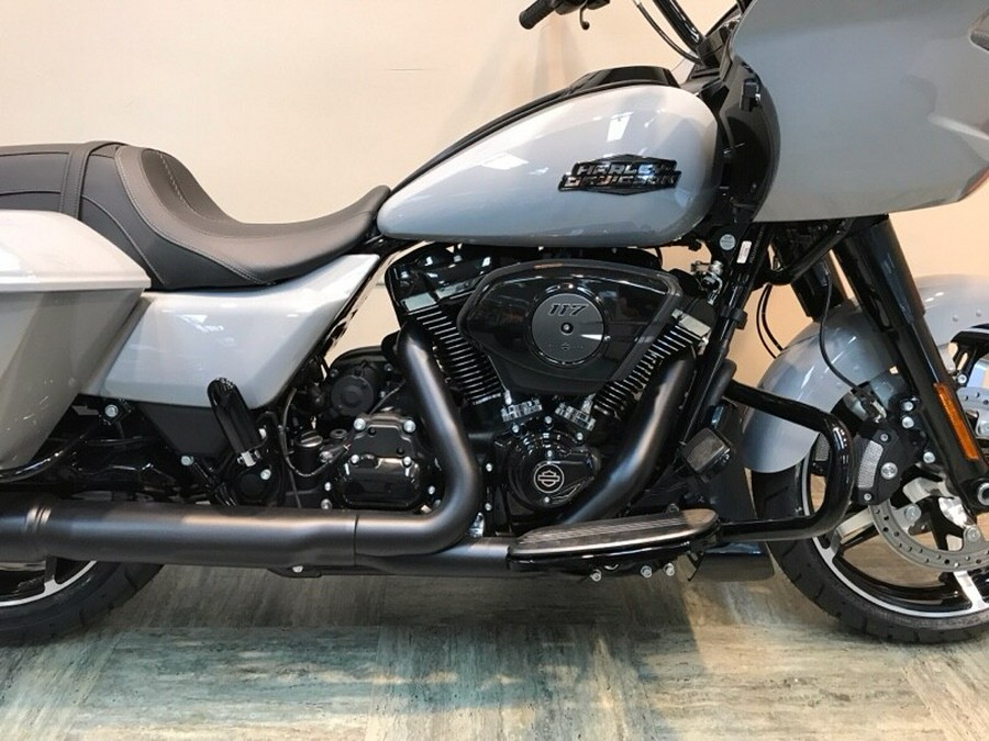 2024 Harley-Davidson Road Glide® Billiard Gray - Black Finish FLTRX