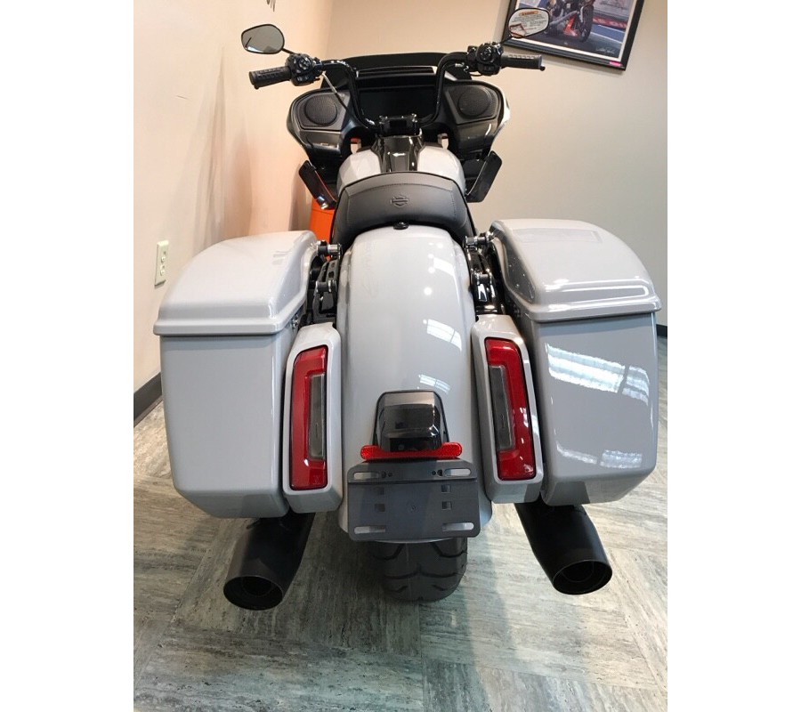 2024 Harley-Davidson Road Glide® Billiard Gray - Black Finish FLTRX