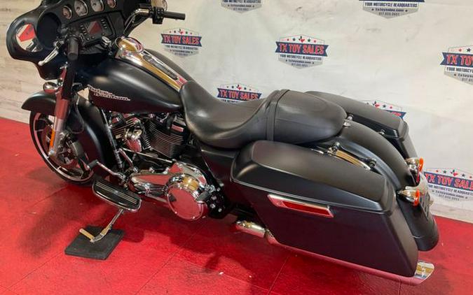 2020 Harley-Davidson Street Glide Base