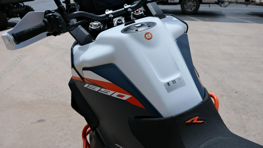 2026 KTM 1390 SUPER ADVENTURE R OT