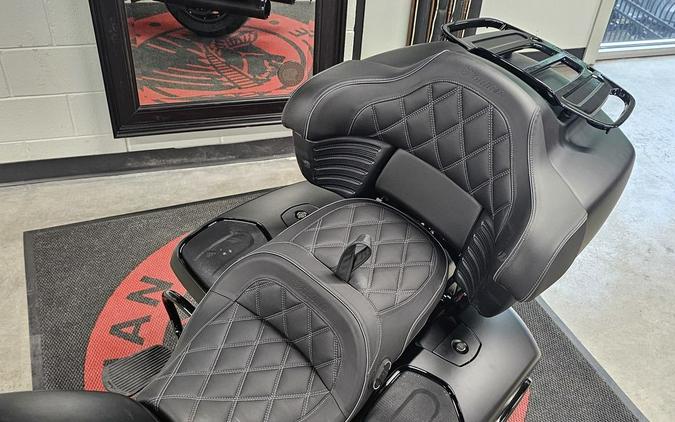 2025 Indian Motorcycle® Roadmaster® PowerPlus Dark Horse®