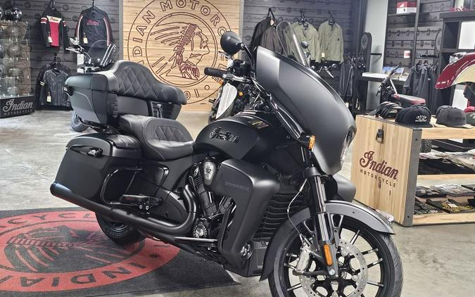 2025 Indian Motorcycle® Roadmaster® PowerPlus Dark Horse®