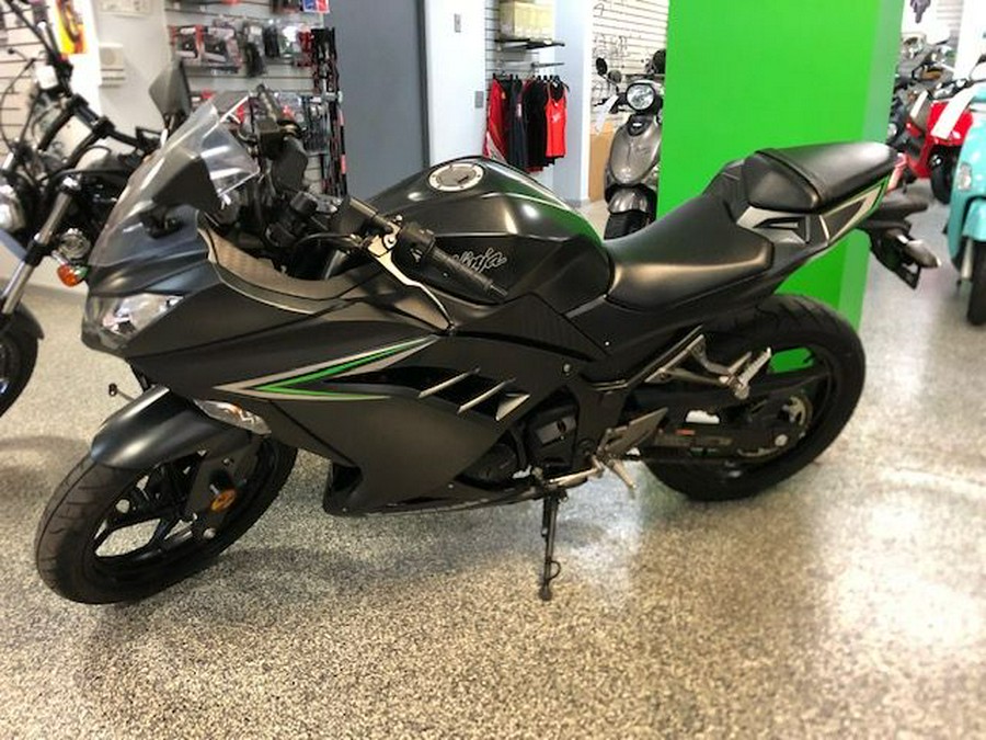 2016 Kawasaki Ninja 300