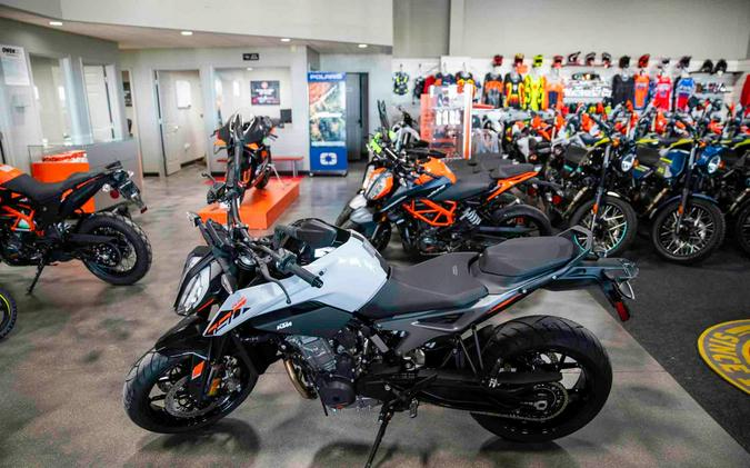 2024 KTM 790 Duke