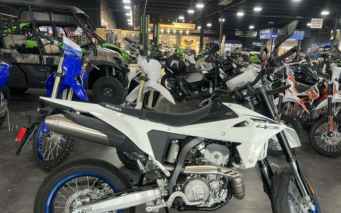2025 Suzuki DR-Z4SM