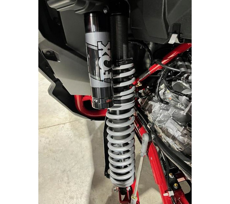 2025 Honda TALON R LIVE VALVE