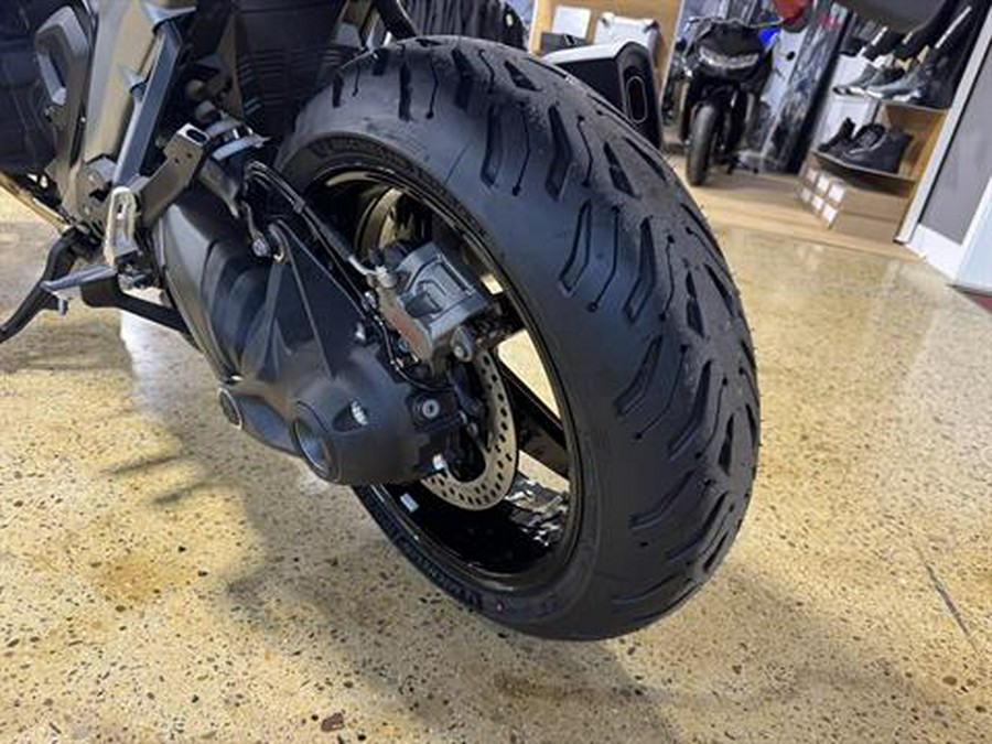 2026 BMW R 1300 RS