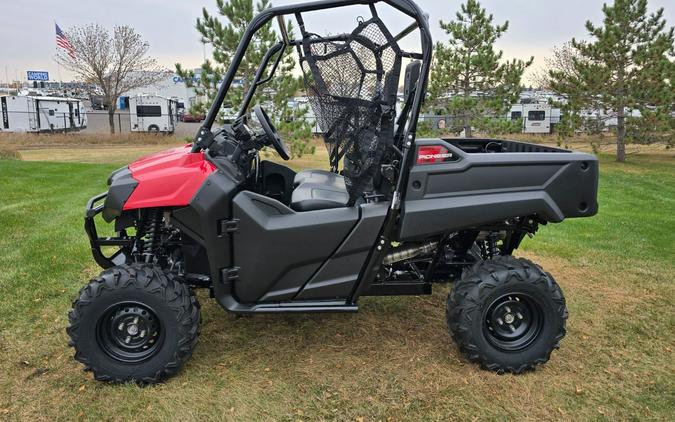 2026 Honda Pioneer 700 Deluxe