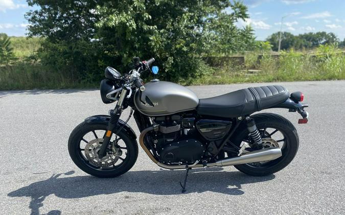2023 Triumph Speed Twin 900 Chrome Edition
