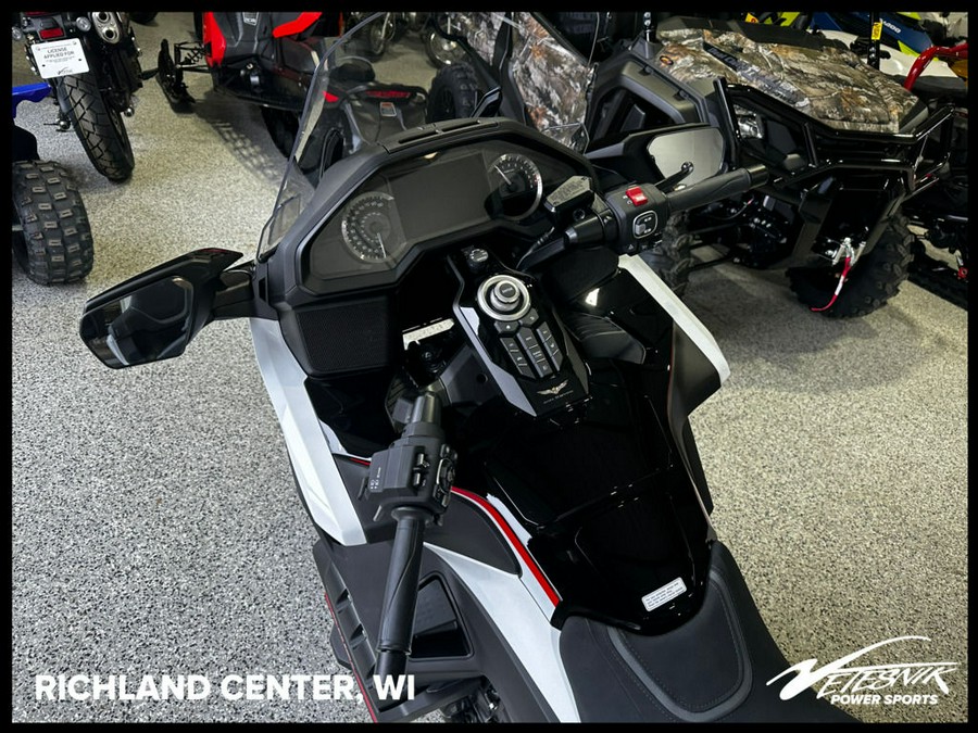 2024 Honda® Gold Wing Tour Automatic DCT