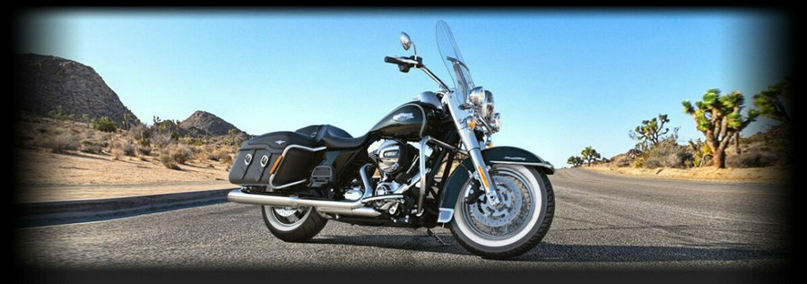 2015 Harley-Davidson Road King Classic Vivid Black