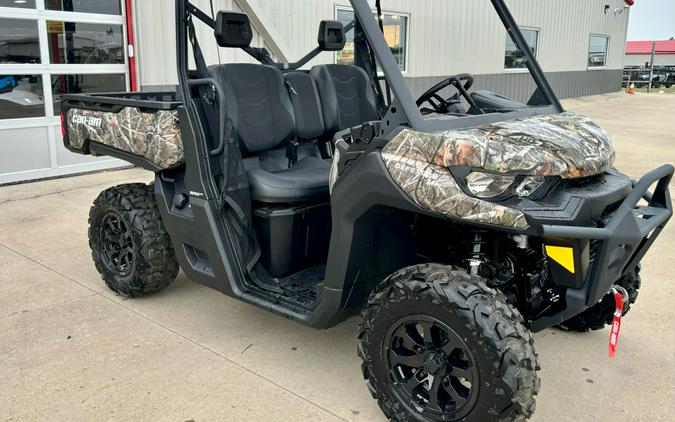 2025 Can-Am™ Defender XT HD7