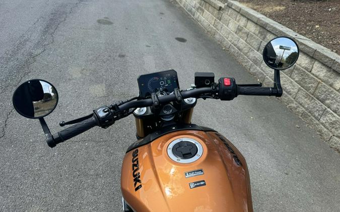 2026 Suzuki GSX800TRQM6