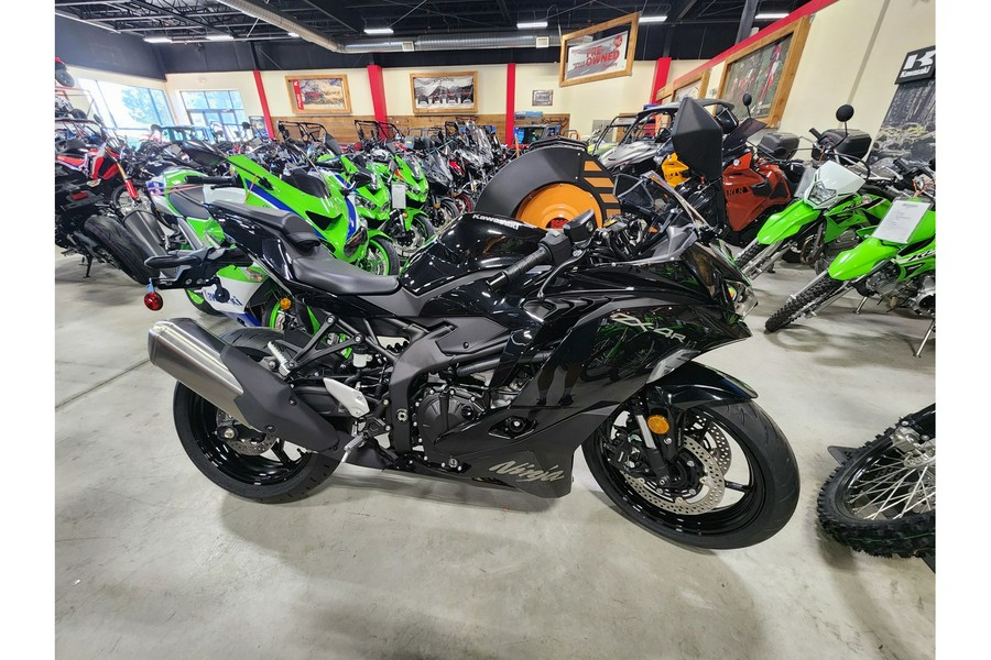 2024 Kawasaki NINJA ZX-4R ABS