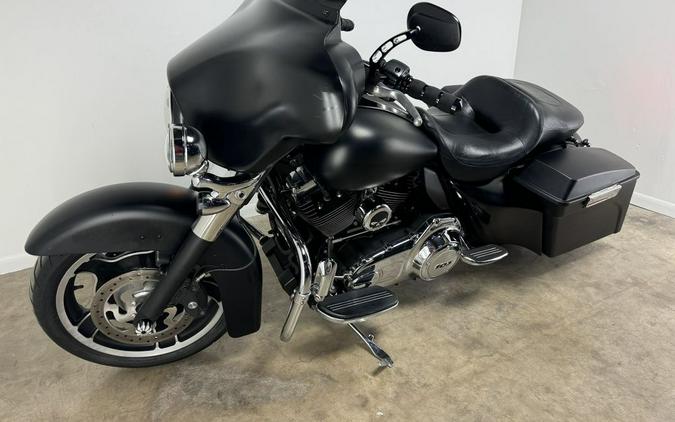 2013 Harley-Davidson® FLHX - Street Glide®