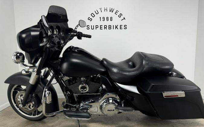 2013 Harley-Davidson® FLHX - Street Glide®