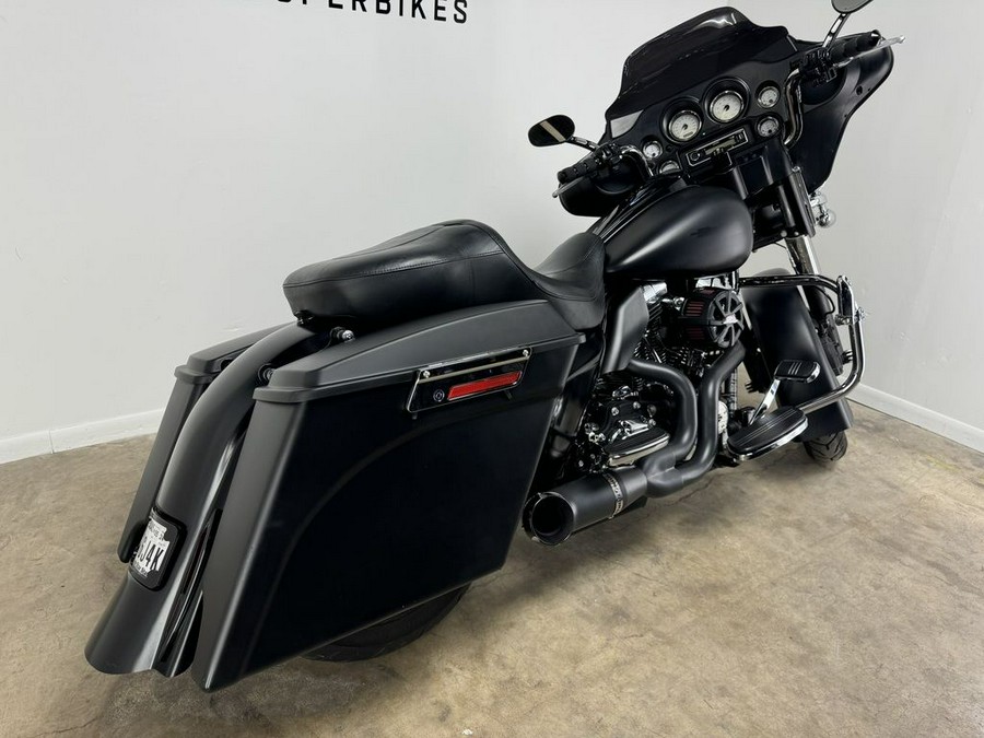 2013 Harley-Davidson® FLHX - Street Glide®