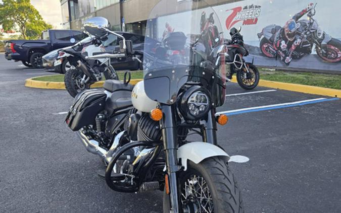 2022 Indian Super Chief ABS Pearl White