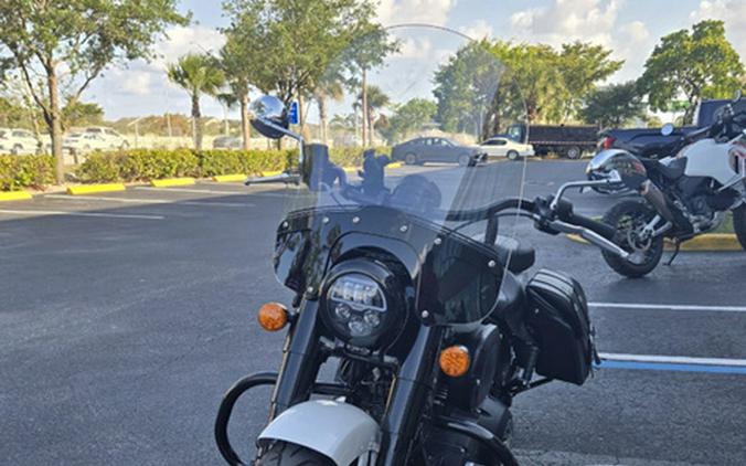 2022 Indian Super Chief ABS Pearl White