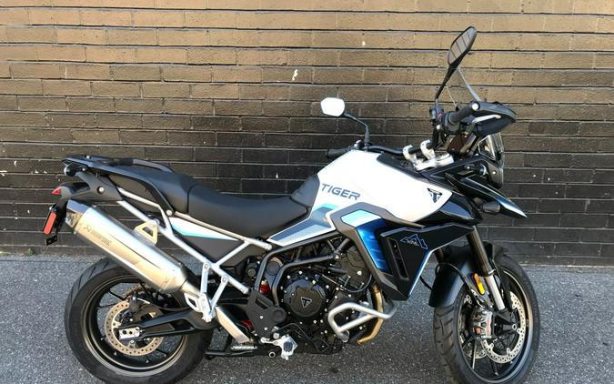 2026 Triumph Tiger 900 Alpine Edition