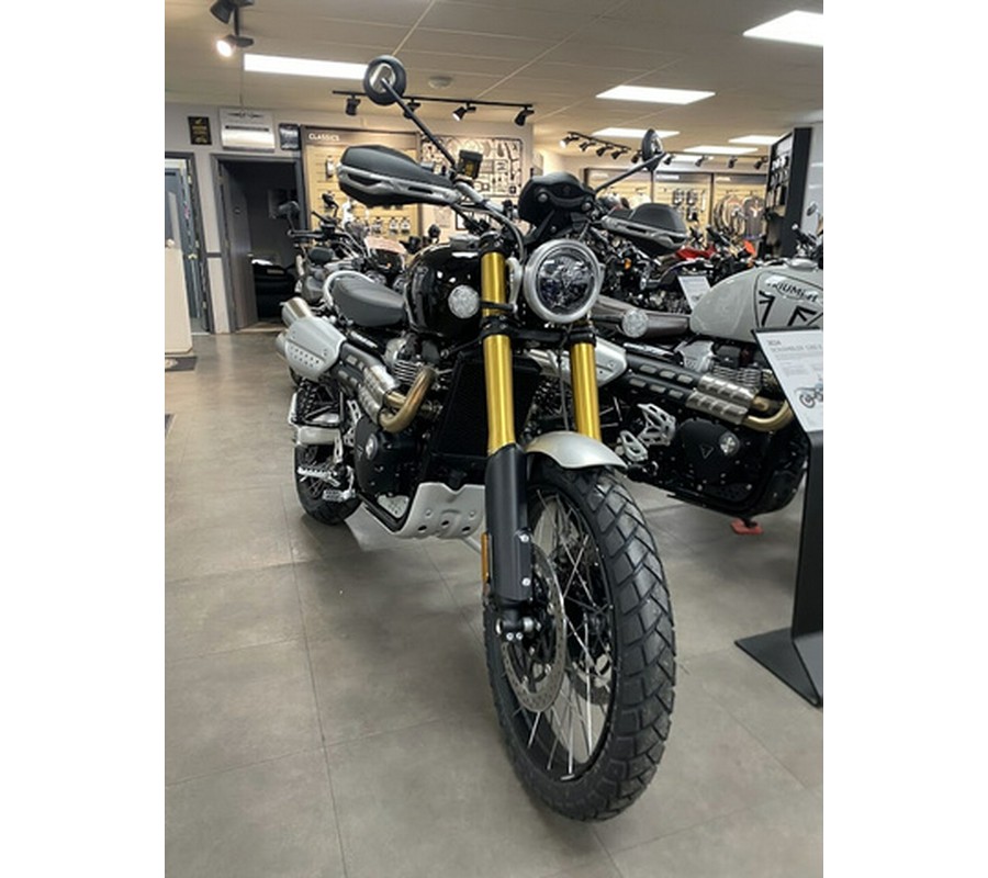 2025 Triumph Scrambler 1200 XE