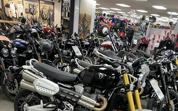 2025 Triumph Scrambler 1200 XE