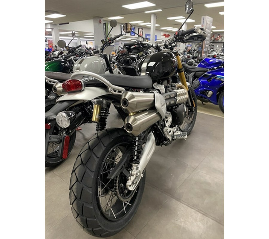 2025 Triumph Scrambler 1200 XE