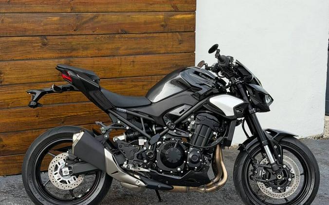 2025 Kawasaki Z900 ABS
