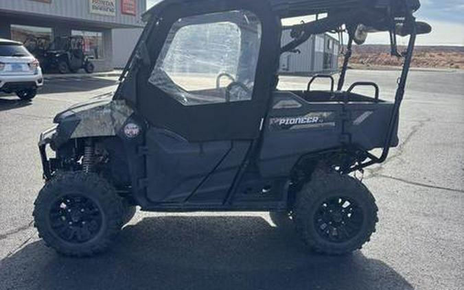 2017 Honda® Pioneer 700-4 Deluxe Honda Phantom Camo