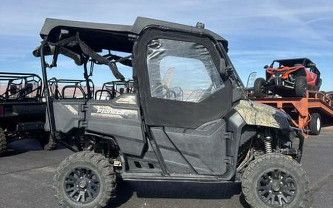 2017 Honda® Pioneer 700-4 Deluxe Honda Phantom Camo