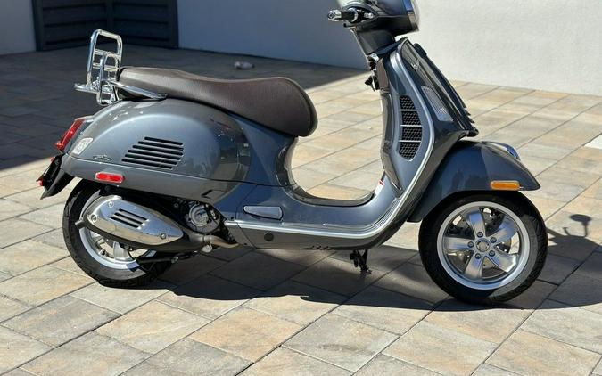 2022 Vespa GTS 300 Touring