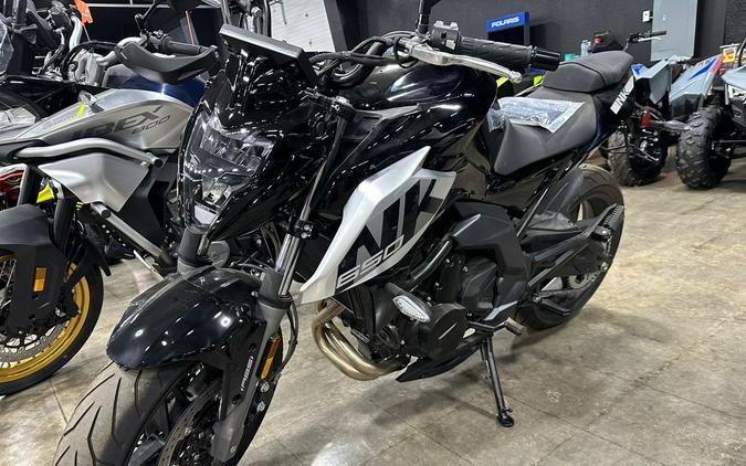 2023 CFMoto 650NK