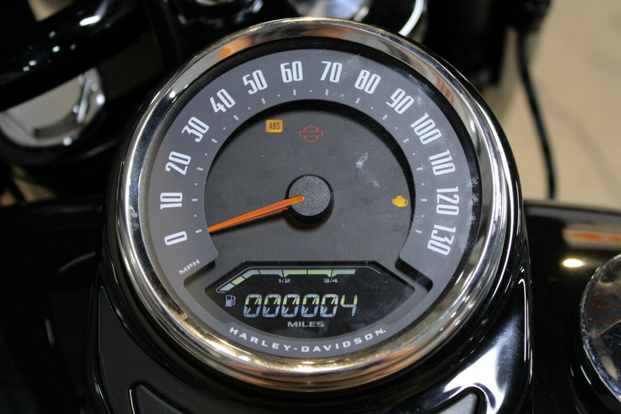 2024 Harley-Davidson Softail Heritage Classic Cruiser FLHCS