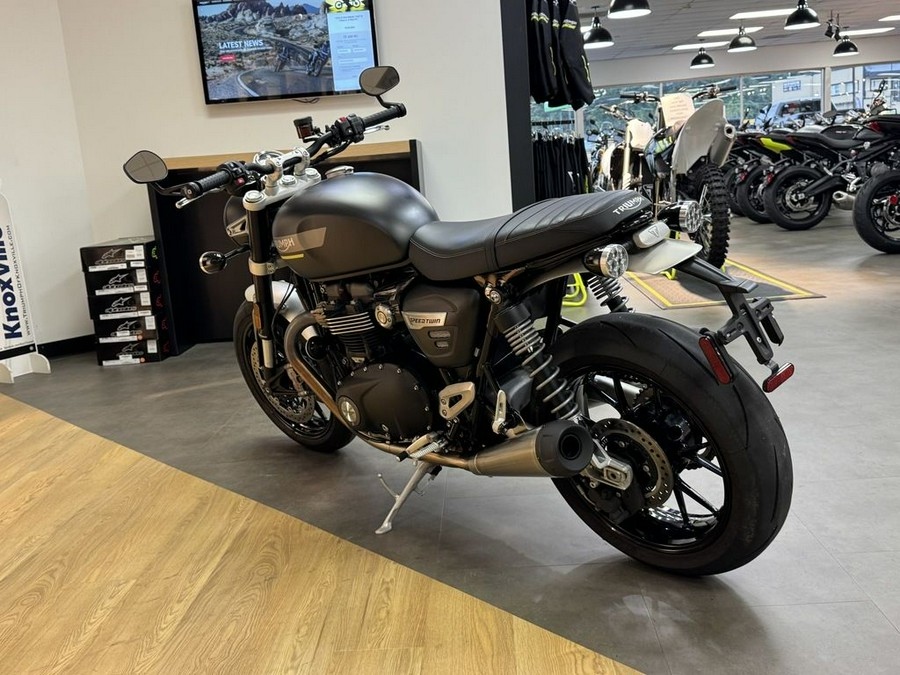 2022 Triumph Speed Twin Matt Storm Grey