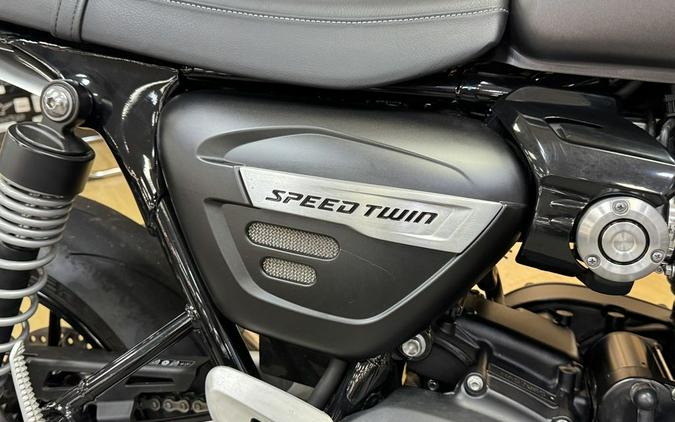 2022 Triumph Speed Twin Matt Storm Grey