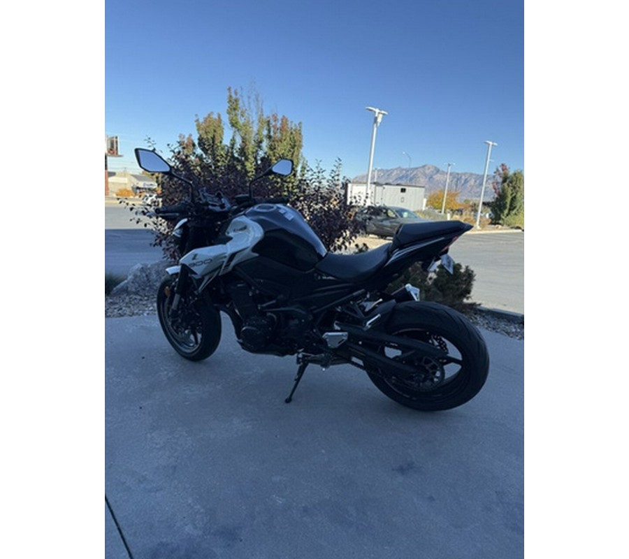 2022 Kawasaki Z900 ABS