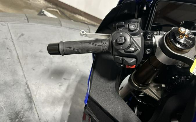 2027 Yamaha YZF R9