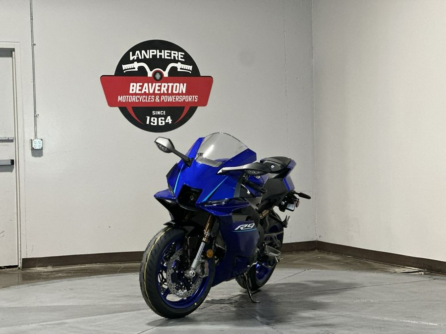 2027 Yamaha YZF R9