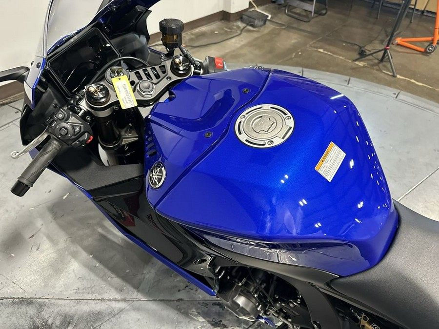 2027 Yamaha YZF R9
