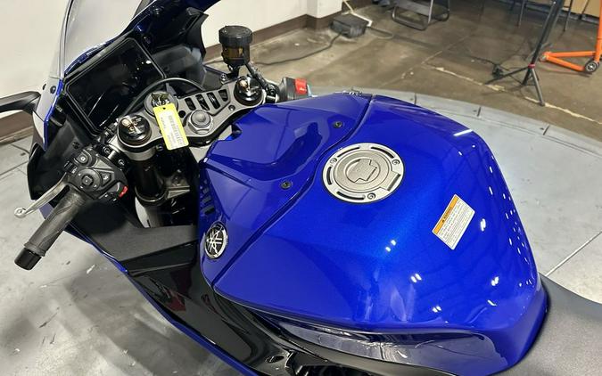 2027 Yamaha YZF R9