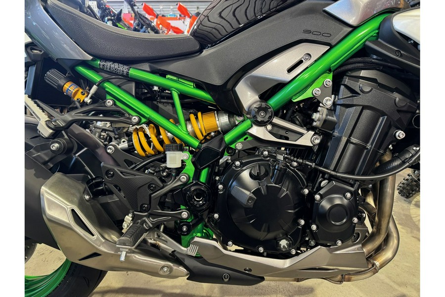 2025 Kawasaki Z900 SE ABS
